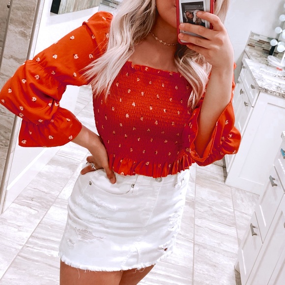 Tops - coral floral print smocked 3/4 sleeve crop top